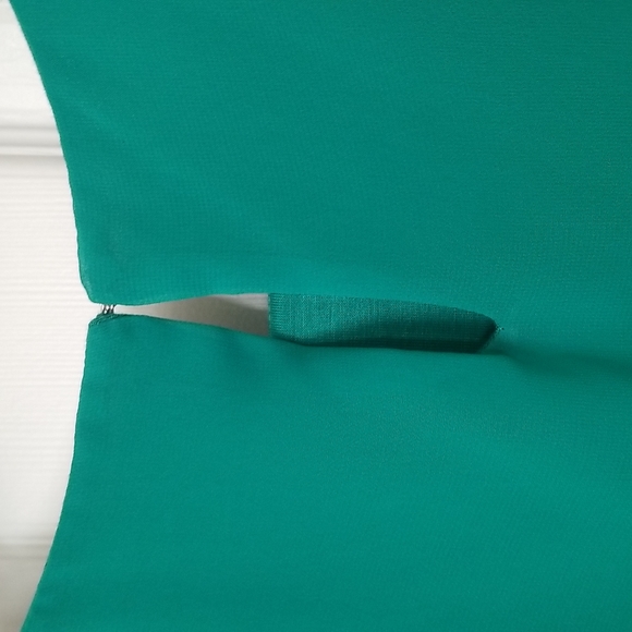 Apt 9 Ladies Sleeveless Top - Picture 3 of 6